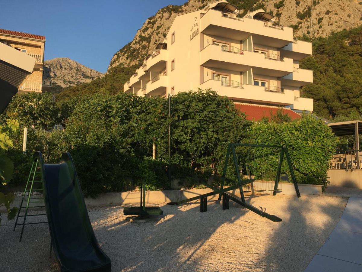 Hotel Lukas Gradac  Exterior photo